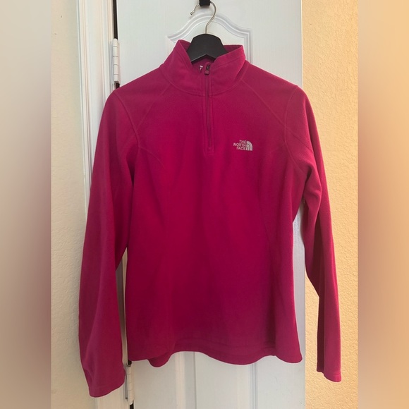 The North Face Sweaters - The North Face Womens Pink Fleece Sweater Size Small